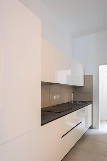 Apartment Isaia - 10 Minutes From Piazza Maggiore Bologna Exterior photo