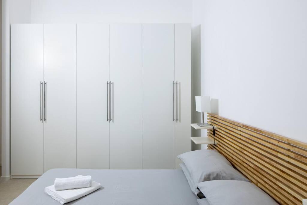 Apartment Isaia - 10 Minutes From Piazza Maggiore Bologna Exterior photo