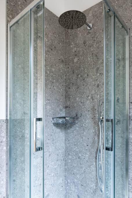 Apartment Isaia - 10 Minutes From Piazza Maggiore Bologna Exterior photo